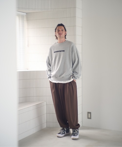 ADAM PATEK(アダムパテック)の「ADAMPATEK/logo crewneck/ベーシックロゴクルーネックスウェット(AP2524025)(スウェット・レディース・杢グレー/ブラック/ブラック系・1/2)」の22枚目の写真
