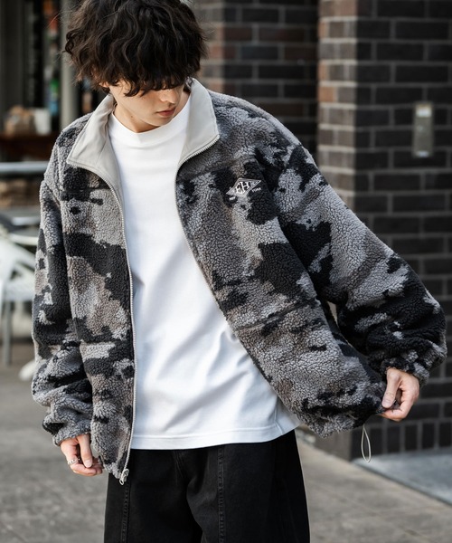 Rocky Monroe（ロッキーモンロー）の「新色追加 2Wayリバーシブル 両A面オーバーサイズワンポイントサークルロゴ刺繍スタンドネックボアブルゾン（ブルゾン・メンズ・グレー/ブラック/アイボリー/ワイン/チャコール/ネイビー/ブラウン/ブラック系/ベージュ・M/L/XL）」の20枚目の写真