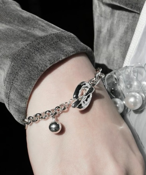 Soierie(ソワリー)の「オーナメント ブレスレット / Ornaments bracelet(ブレスレット・レディース・シルバー×ゴールド/シルバー/ゴールド・FREE)」の2枚目の写真