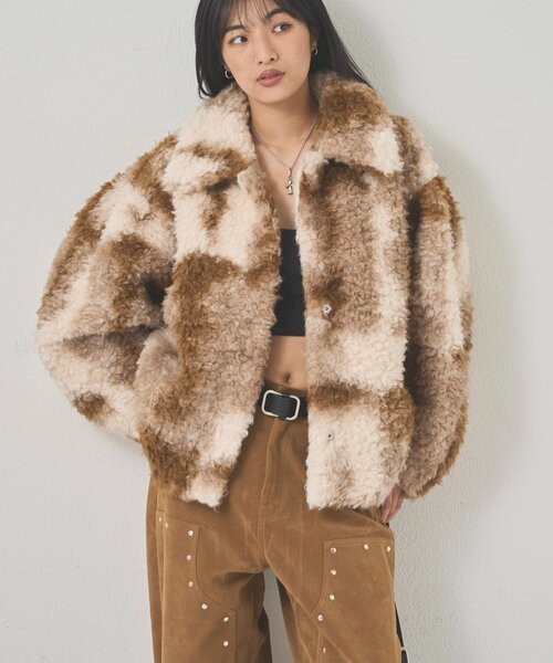 WHO'S WHO gallery（フーズフーギャラリー）の「プードルファー