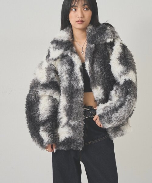 WHO'S WHO gallery（フーズフーギャラリー）の「プードルファージャケット（その他アウター・レディース・ブラック/ブラウン・FREE）」の12枚目の写真