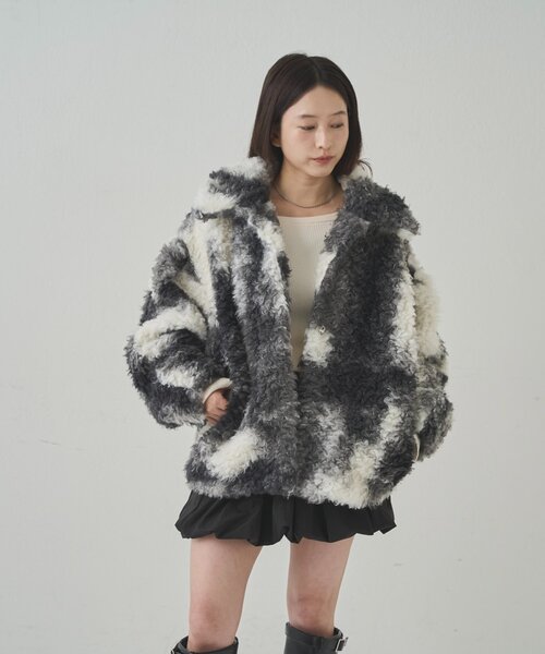 WHO'S WHO gallery（フーズフーギャラリー）の「プードルファージャケット（その他アウター・レディース・ブラック/ブラウン・FREE）」の19枚目の写真