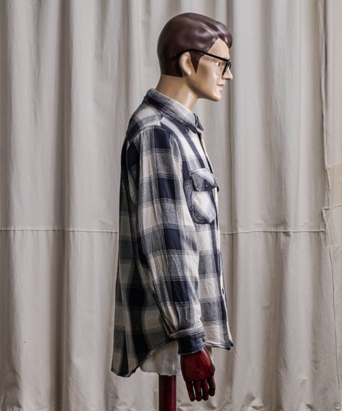 Coffee & Cigarettes(コーヒーアンドシガレッツ)の「10B9 Heavy Flannel One Wash Work Shirt(シャツ/ブラウス・メンズ・グレー系/ブラウン系/ブラック系・XL/M/L)」の4枚目の写真