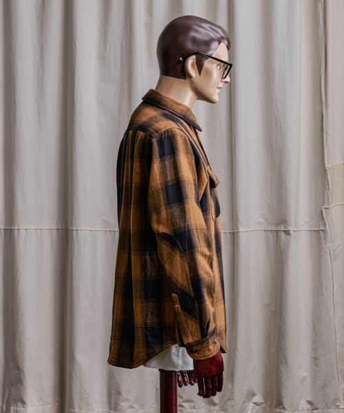 Coffee & Cigarettes(コーヒーアンドシガレッツ)の「10B9 Heavy Flannel One Wash Work Shirt(シャツ/ブラウス・メンズ・グレー系/ブラウン系/ブラック系・XL/M/L)」の6枚目の写真
