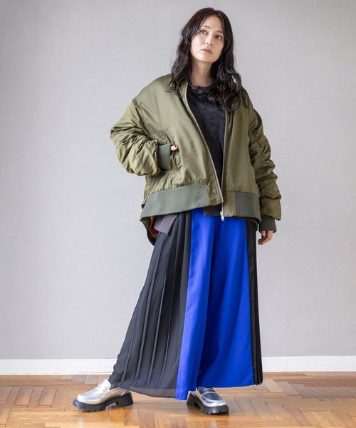 OSMOSIS（オズモーシス）の「ギャザージップブルゾン（ブルゾン・レディース・グレー/カーキ/ブラック・ONE SIZE）」の13枚目の写真