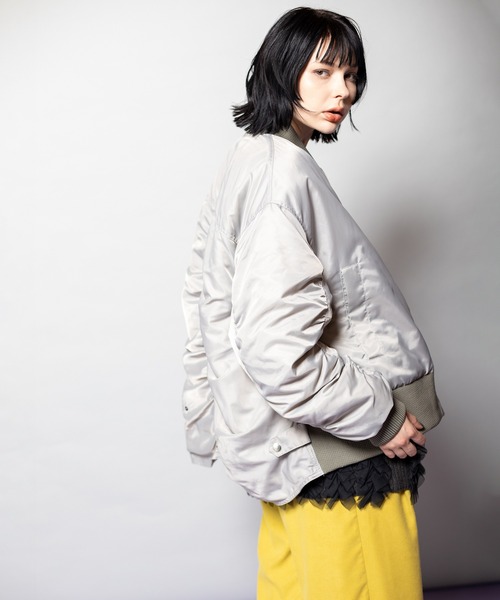 OSMOSIS（オズモーシス）の「ギャザージップブルゾン（ブルゾン・レディース・グレー/カーキ/ブラック・ONE SIZE）」の17枚目の写真