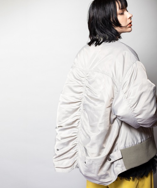 OSMOSIS（オズモーシス）の「ギャザージップブルゾン（ブルゾン・レディース・グレー/カーキ/ブラック・ONE SIZE）」の21枚目の写真