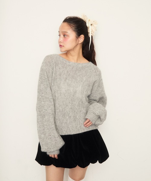 Nadana(ナダナ)の「バックリボンニットプルオーバー(ニット/セーター・レディース・グレー/ホワイト/ライトパープル・FREE)」の7枚目の写真