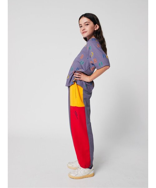 BOBO CHOSES（ボボショーズ）の「colorblock jogging長パンツ【キッズ】（スウェットパンツ・キッズ・その他11・100/110/120/130/140）」の4枚目の写真
