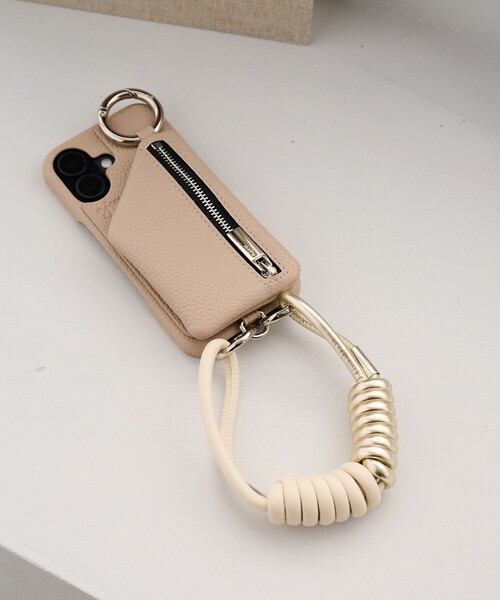 ajew（エジュー）の「【別注】＜ajew＞コイル ストラップ（スマホグッズ・レディース・ゴールド/オレンジ/シルバー/ライトピンク/ライトブルー・FREE）」の7枚目の写真
