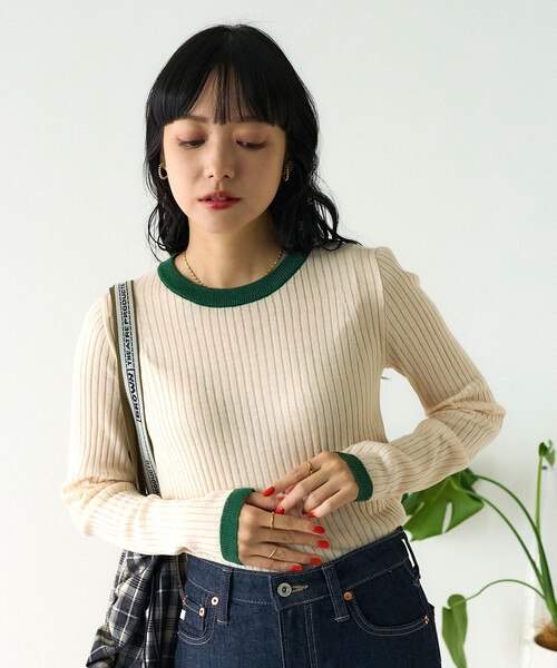 FREAK'S STORE(フリークスストア)の「ウォッシャブル 配色 リンガー リブニット/配色パイピング 限定展開(ニット/セーター・レディース・キャメル/ベージュ/ブラック/グレー・フリ-)」の11枚目の写真