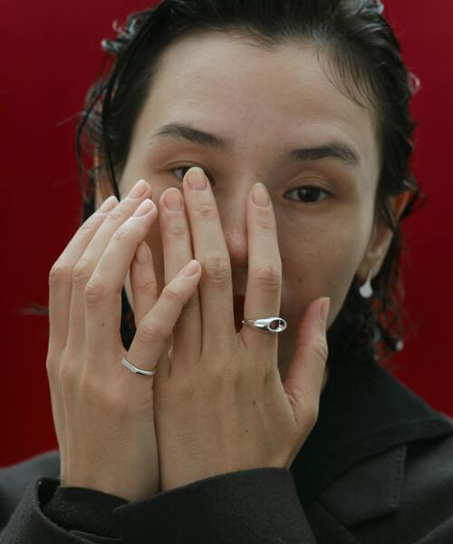SMELLY(スメリー)の「SMELLY so’ plump dent ring(リング・レディース・シルバー・13)」の3枚目の写真