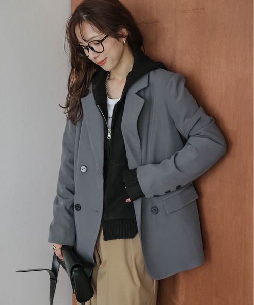 SUGAR BISKET（シュガービスケット）の「ダブル テーラードジャケット（テーラードジャケット・レディース・ブラック/グレー/ベージュ・フリー）」の2枚目の写真