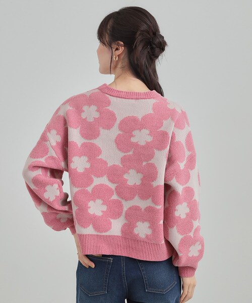 Cutie Blonde（キューティーブロンド）の「【S-LL】レトロ感漂う デイジー柄 総柄ニット（ニット/セーター・レディース・ライトグレー系/ダークブラウン系/チャコールグレー/ピンク系6・01/02/03/04）」の14枚目の写真