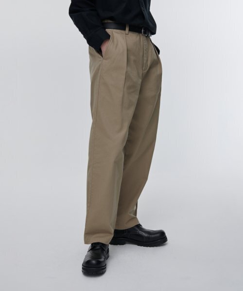 MUSINSA STANDARD（ムシンサスタンダード）の「リバースワンタックレギュラーフィットチノパンツ[ベージュ]（その他パンツ・メンズ・その他・40/38/42/36/34/32/30/31/33/26/27/28/29）」の3枚目の写真