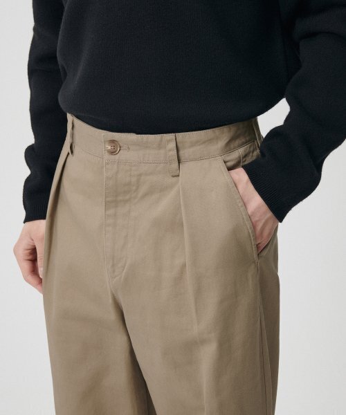 MUSINSA STANDARD（ムシンサスタンダード）の「リバースワンタックレギュラーフィットチノパンツ[ベージュ]（その他パンツ・メンズ・その他・40/38/42/36/34/32/30/31/33/26/27/28/29）」の10枚目の写真