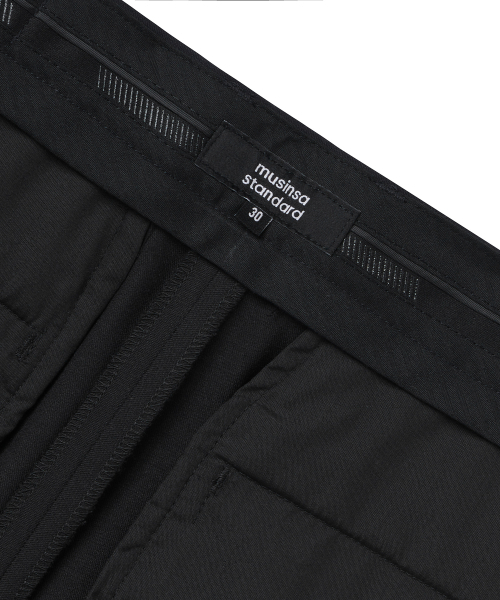 MUSINSA STANDARD（ムシンサスタンダード）の「ストレート隠しバンディングスラックス[ダークグレー]（スラックス・メンズ・その他・29/30/31/33/26/27/28/40/38/42/36/34/32）」の5枚目の写真