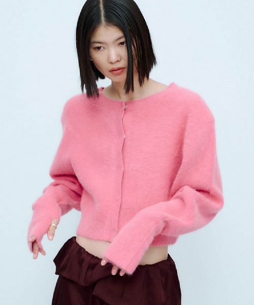 THINGS THAT MATTER（シングス ザット マター）の「2WAY CROPPED FOX KNIT CARDIGAN / 2ウェイ クロップド フォックス ニット カーディガン（ニット/セーター・レディース・グレー/ブラック/ピンク・FREE）」の3枚目の写真