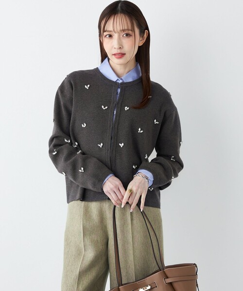 SHIPS Colors(シップス カラーズ)の「SHIPS Colors:〈手洗い可能〉ビジュー ノーカラー カーディガン◇(カーディガン/ボレロ・レディース・ダークグレー/ブラック・ONE SIZE)」の13枚目の写真