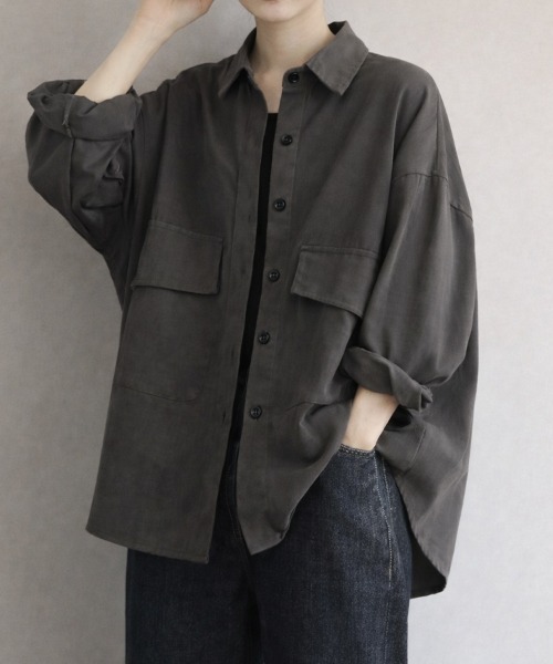SallyLunn(サリーラン)の「コットンライクオーバーシャツ(シャツ/ブラウス・レディース・ブラウン/グレー・MEDIUM/LARGE)」の8枚目の写真