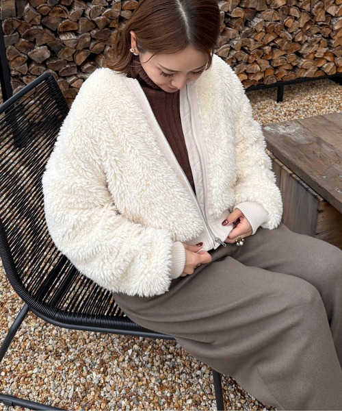 Etrarium ボアブルゾン ADAM ET ROPE'（アダムエロペ）の「リバーシブルボアブルゾン