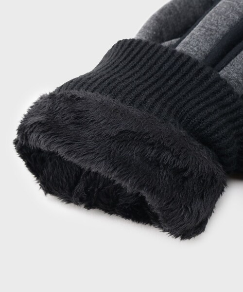 TAKEO KIKUCHI（タケオキクチ）の「【スマホ対応】アーバンフレックス グローブ（手袋・メンズ・チャコールグレー/ネイビー/ブラック・00）」の8枚目の写真