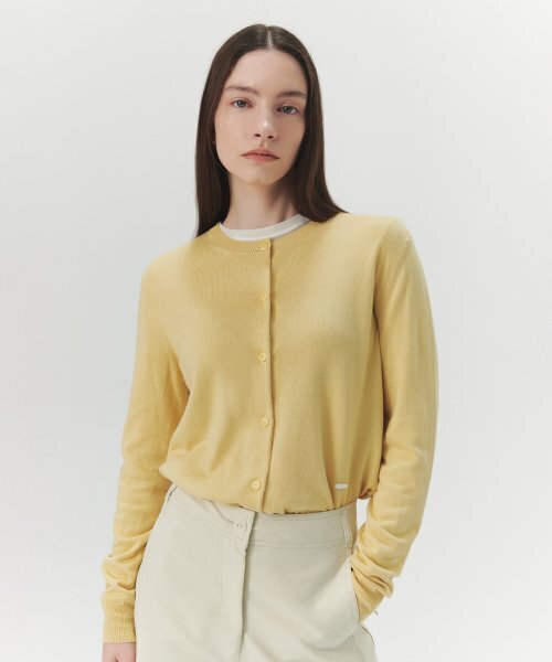 LEVAR(レバー)の「Classic Round Knit Cardigan - Light Yellow(カーディガン/ボレロ・レディース・ライトイエロー・FREE)」の1枚目の写真