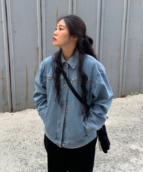 PIECEMAKER(ピースメーカー)の「DIVIDE MINIMAL DENIM TRUCKER JACKET (INDIGO)(デニムジャケット・レディース・その他・MEDIUM/LARGE)」の11枚目の写真