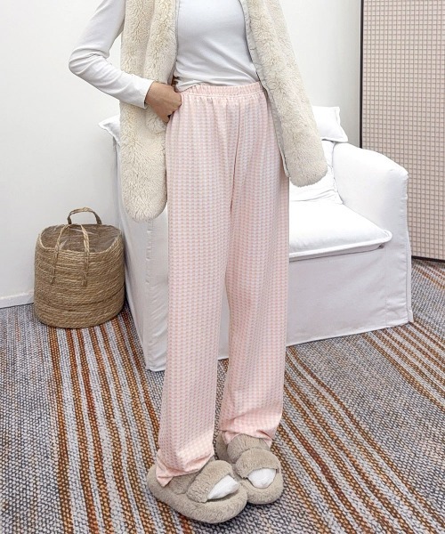 Miniministore（ミニミニストア）の「ギンガムチェック ルームパンツ表裏微起毛（スウェットパンツ・レディース・ライトピンク/ブラック/モカ/ラベンダー・FREE）」の4枚目の写真