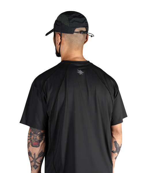 WHILE(ワイル)の「UV遮断 機能性クールTシャツメンズ(BLACK)(Tシャツ/カットソー・メンズ・その他・X-LARGE/LARGE)」の2枚目の写真