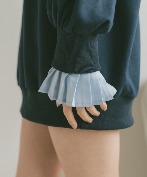 VANNIE U(ヴァニーユー)の「2WAYオフショルスウェットミニワンピース/プリーツ袖/ルーズスウェット(スウェット・レディース・グレー/ネイビー・FREE)」の4枚目の写真