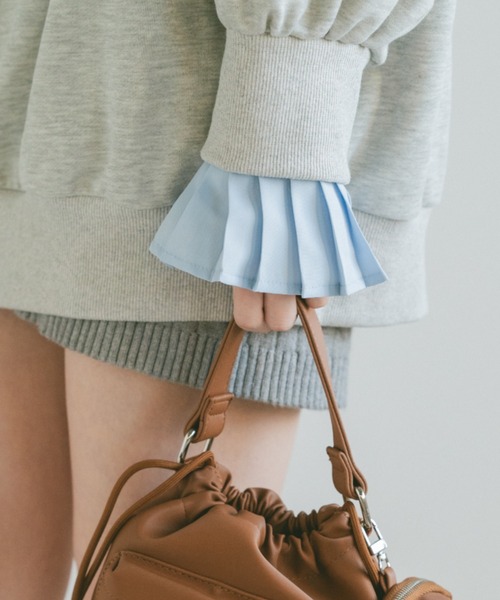 VANNIE U(ヴァニーユー)の「2WAYオフショルスウェットミニワンピース/プリーツ袖/ルーズスウェット(スウェット・レディース・グレー/ネイビー・FREE)」の7枚目の写真