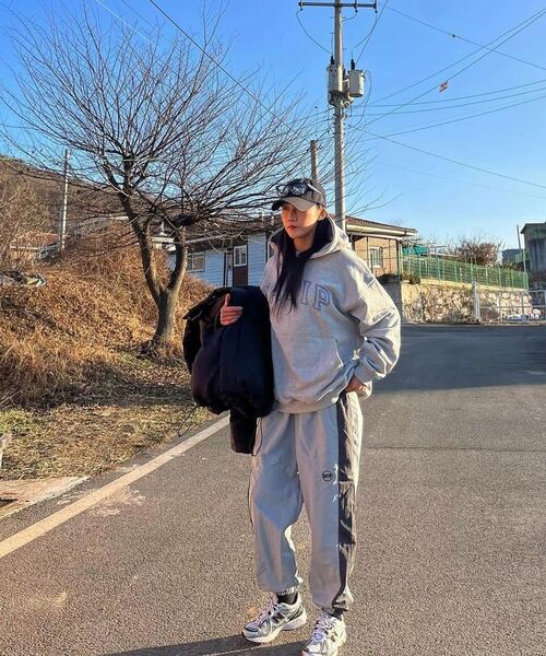 BATIP(バティップ)の「オールウェイズ ナイロン ワイドパンツ グレー(スウェットパンツ・メンズ・その他・MEDIUM/LARGE/X-LARGE)」の2枚目の写真