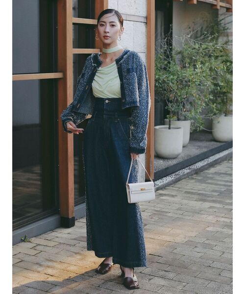 LAGUNAMOON(ラグナムーン)の「ハイウエストラインディティールデニムパンツ(デニムパンツ・レディース・アイボリー/ブラック/ブルー・SMALL/MEDIUM)」の4枚目の写真