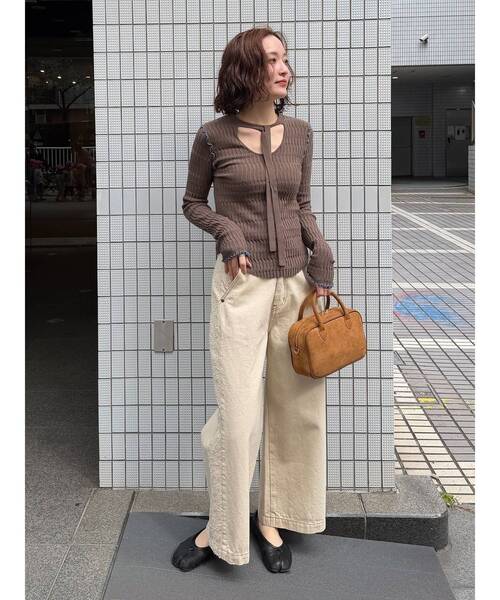 LAGUNAMOON(ラグナムーン)の「ハイウエストラインディティールデニムパンツ【セットアップ対応】(デニムパンツ・レディース・アイボリー/ブラック/ブルー・SMALL/MEDIUM)」の8枚目の写真