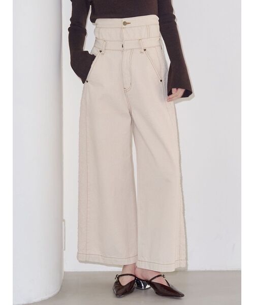 LAGUNAMOON(ラグナムーン)の「ハイウエストラインディティールデニムパンツ 【春服】【セットアップ対応】(デニムパンツ・レディース・アイボリー/ブラック/ブルー・SMALL/MEDIUM)」の4枚目の写真