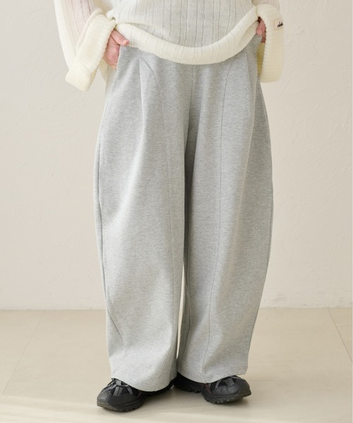 apres jour clair(アプレジュールクレア)の「【apres jour clair】コクーンタックスウェットパンツ(その他パンツ・レディース・ブラウン系その他/アイボリー/グレー・SMALL/MEDIUM/LARGE)」の3枚目の写真