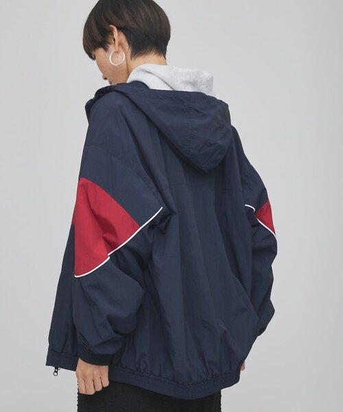 UMBRO(アンブロ)の「【umbro×Whim Gazette】 フーディーブルゾン(ブルゾン・レディース・アイボリー/ネイビー・FREE)」の22枚目の写真