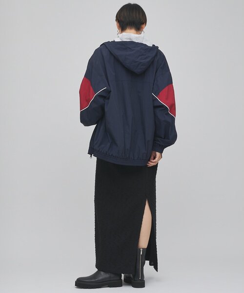 UMBRO(アンブロ)の「【umbro×Whim Gazette】 フーディーブルゾン(ブルゾン・レディース・アイボリー/ネイビー・FREE)」の20枚目の写真