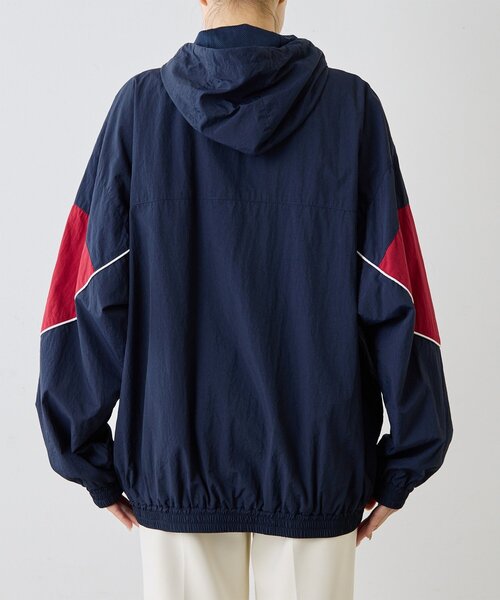 UMBRO(アンブロ)の「【umbro×Whim Gazette】 フーディーブルゾン(ブルゾン・レディース・アイボリー/ネイビー・FREE)」の11枚目の写真