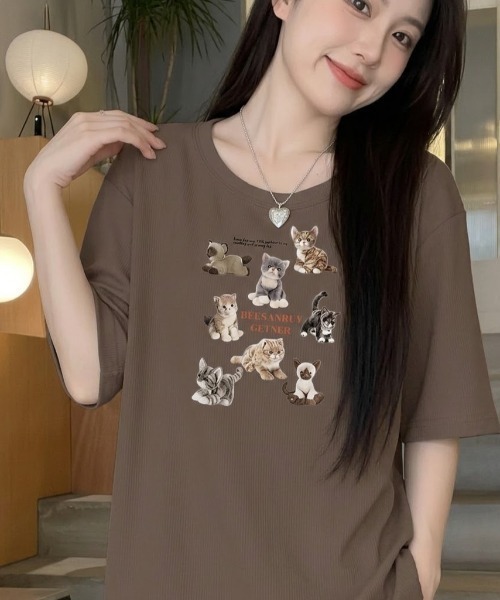 SHEPP(シープ)の「【26年春夏新作・6色展開】ぬいぐるみキャットプリント半袖ロンT(Tシャツ/カットソー・レディース・ホワイト/ブラウン/レッド/ブラック/アイボリー/グレー・M/L)」の17枚目の写真