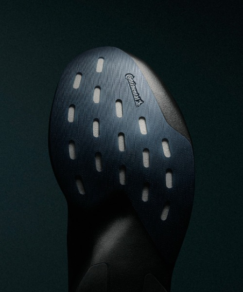 adidas(アディダス)の「ADIZERO EVO SL WOVEN JR4728(スニーカー・メンズ・ブラック・26.0cm/25.5cm/25.0cm/24.5cm/29.0cm/28.5cm/28.0cm/27.5cm/27.0cm/26.5cm)」の4枚目の写真