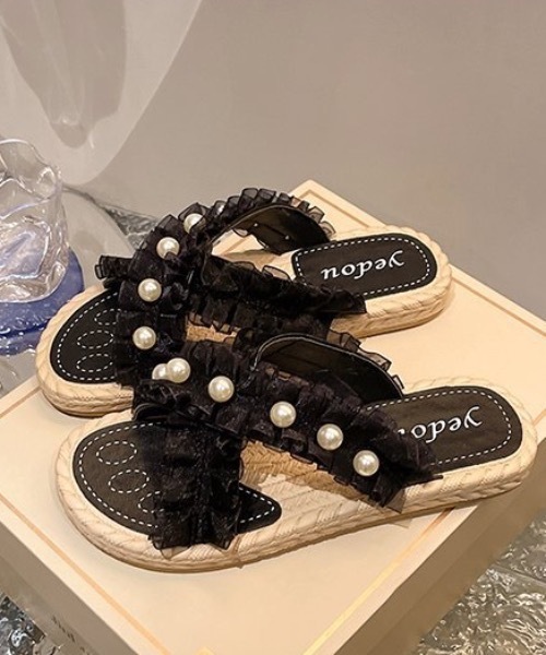 SHEPP(シープ)の「クロスチュールフリルパールデザインフラットサンダル(サンダル・レディース・アイボリー/ブラック・L/M)」の11枚目の写真
