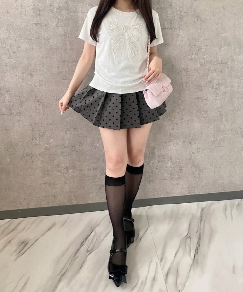 Mejoul(メジュール)の「【2026春夏新作】ビッグリボンサイドギャザーストーンロゴTシャツ(Tシャツ/カットソー・レディース・ホワイト・L/M)」の10枚目の写真
