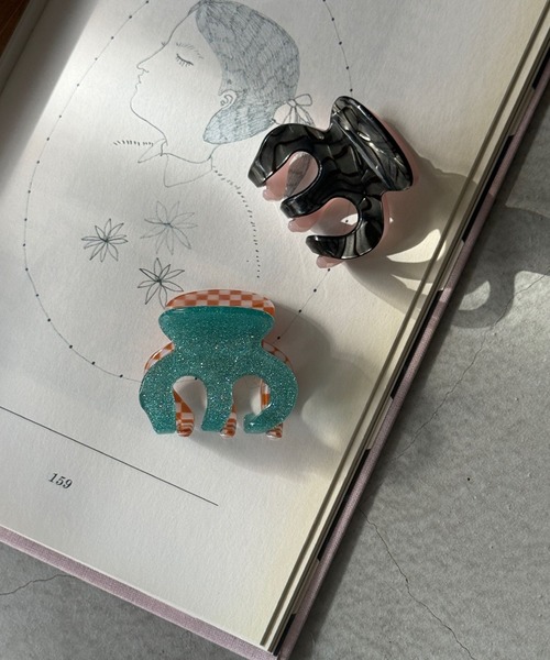 SANSeLF（サンセルフ）の「【SANSeLF】バイカラーヘアクリップ saa26s019（バレッタ/ヘアクリップ・レディース・A/B・FREE）」の3枚目の写真