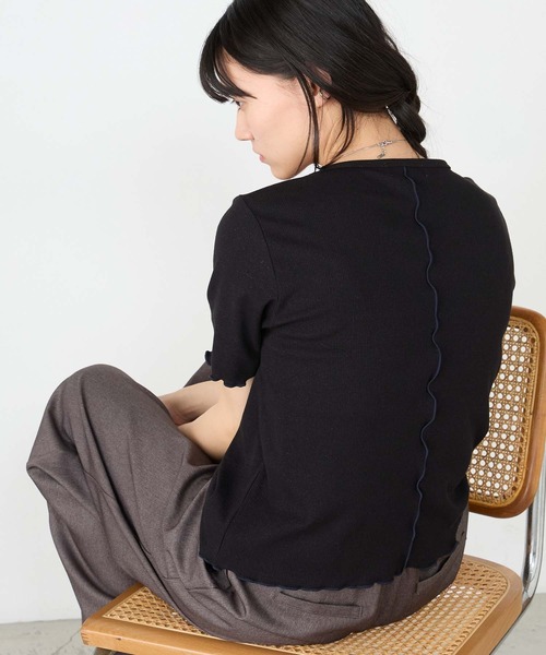 forksy.(フォルクシー)の「【forksy.】ラメリブ Uネック 半袖 メローTシャツ(Tシャツ/カットソー・レディース・レッド/ブラウン/杢グレー/ブルー/オフホワイト/ブラック・FREE)」の19枚目の写真