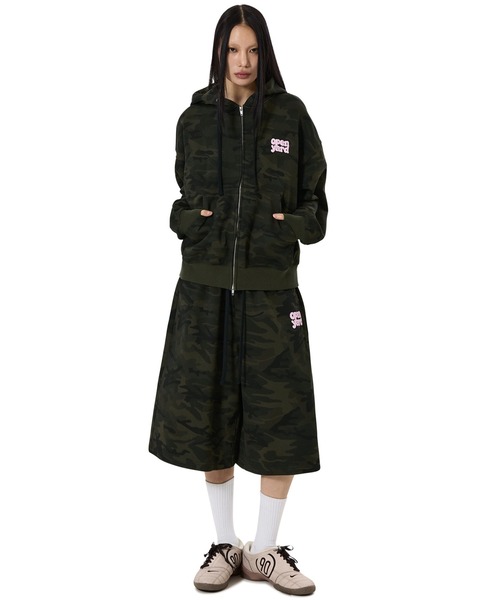 OY(オーワイ)の「『OY/オーワイ』Puffy Logo Sweat Shorts/パフロゴスウェットショートパンツ(スウェットパンツ・メンズ・カモフラージュ・L/M)」の6枚目の写真