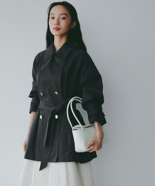 A part by(アパートバイ)の「【Sサイス展開】キンボタンミディトレンチ(トレンチコート・レディース・チャコールグレー/ベージュ/ネイビー・SMALL/MEDIUM)」の6枚目の写真