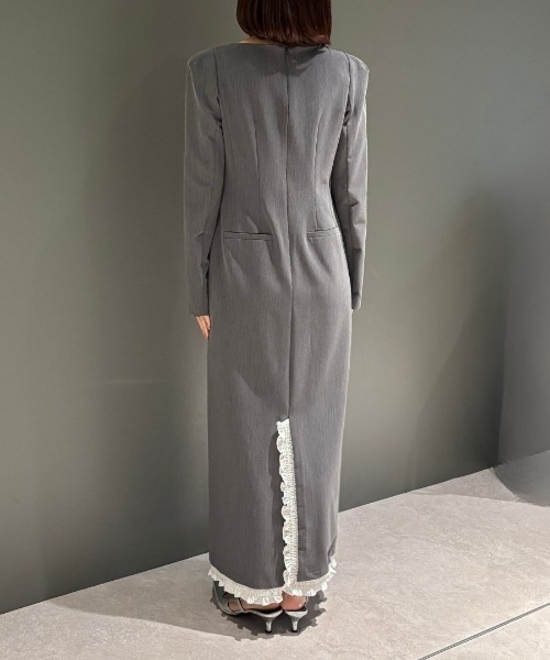 ANDRESD(アンドレスド)の「フリルトリムロングドレス / frills trim long dress(ドレス・レディース・グレー/ブラック・S/L/M)」の20枚目の写真