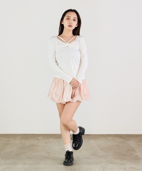 Siel(シエル)の「ツイストリボンカットソー(Tシャツ/カットソー・レディース・グレー/ブラック/ホワイト・FREE)」の5枚目の写真
